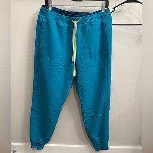 FIGS women’s scrub pant (L)